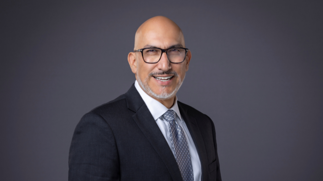 Dr. Ricardo Lopez