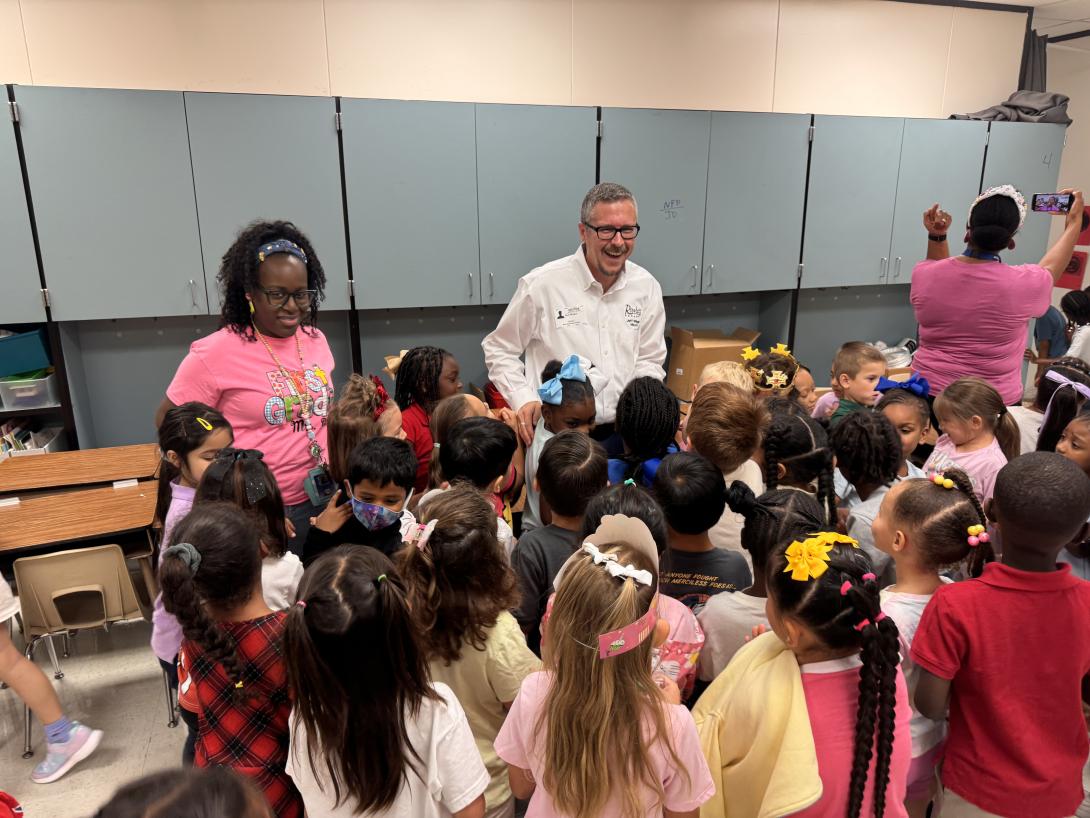 Rowlett Mayor interacts with several young students